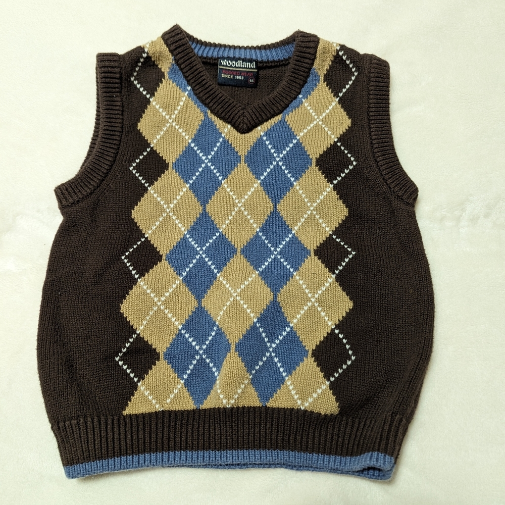 - - . Woodland Rugged Wear Argyle Cotton knit Vest. Boys size 4/5